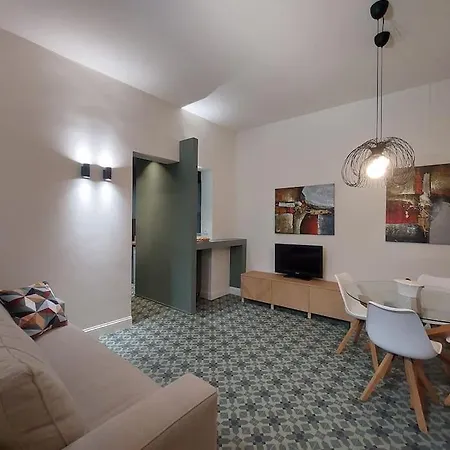 Green - City Centre Apartment Genoa
