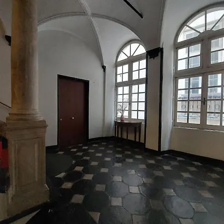Green - City Centre Apartment *